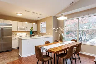 1221 Renshaw Ct, Cary, NC 27518 - Photo 9