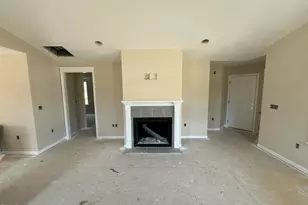 52 Grace Pond Ave, Benson, NC 27504 - Photo 5