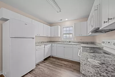 216 Attmore Drive, New Bern, NC 28560 - Photo 9