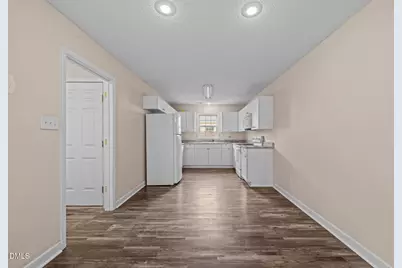 216 Attmore Drive, New Bern, NC 28560 - Photo 7