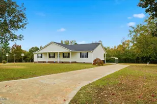 8915 W West Mount Dr, Rocky Mount, NC 27803 - Photo 15