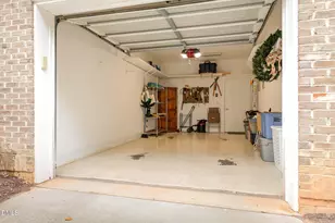 3121 Hemlock Forest Cir, Raleigh, NC 27612 - Photo 27