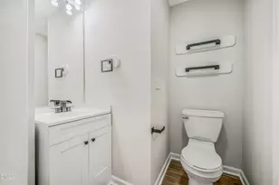 201 Howell St, Chapel Hill, NC 27514 - Photo 11