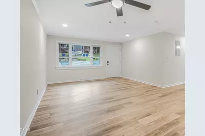 201 Howell Street #300a, Chapel Hill, NC 27514 - Photo 7