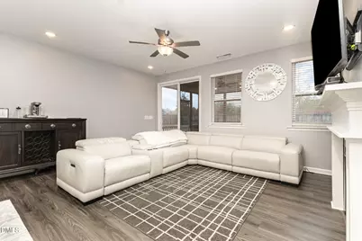 947 Briar Gate Drive, Holly Springs, NC 27540 - Photo 19