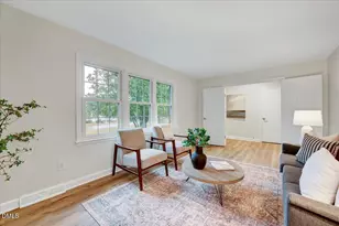 704 E Ashland Dr, Mebane, NC 27302 - Photo 7