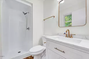 704 E Ashland Dr, Mebane, NC 27302 - Photo 23