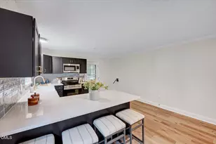 704 E Ashland Dr, Mebane, NC 27302 - Photo 9