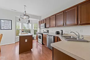 2810 Wyntercrest Ln, Durham, NC 27713 - Photo 9