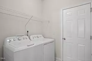 540 Oak Holly Ln, Zebulon, NC 27597 - Photo 37