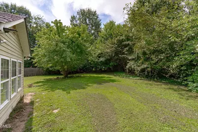 513 Derby Place, Zebulon, NC 27597 - Photo 27