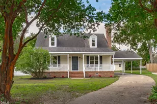 513 Derby Pl, Zebulon, NC 27597 - Photo 1