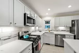 4906 Lakemont Dr, Raleigh, NC 27609 - Photo 31