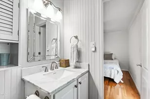 4906 Lakemont Dr, Raleigh, NC 27609 - Photo 25