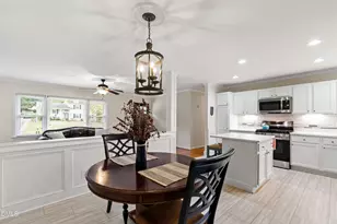 4906 Lakemont Dr, Raleigh, NC 27609 - Photo 33