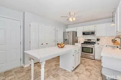 8824 Whitby Court, Raleigh, NC 27615 - Photo 9