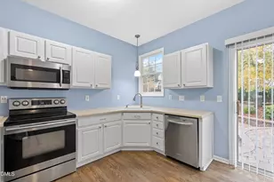 102 College Ave, Durham, NC 27713 - Photo 11