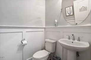 133 Keythorpe Ln, Cary, NC 27519 - Photo 7