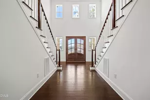 900 Timber Mist Ct, Cary, NC 27519 - Photo 3