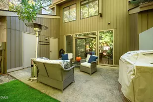 2 Vauxhall Pl, Chapel Hill, NC 27517 - Photo 13