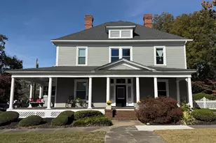 216 S 4th St, Smithfield, NC 27577 - Photo 1