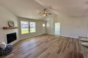 111 Dees Mdw Ln, Fremont, NC 27830 - Photo 5