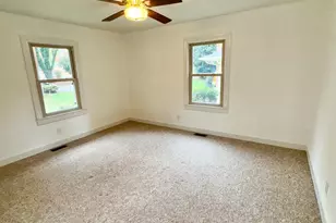 105 Sunset Cir, Henderson, NC 27536 - Photo 17