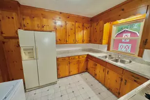 105 Sunset Cir, Henderson, NC 27536 - Photo 7