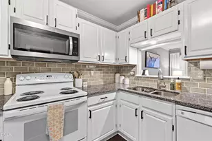 2659 Broad Oaks Pl, Raleigh, NC 27603 - Photo 7