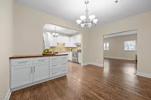 6423 New Market Way, Raleigh, NC 27615 - Photo 3