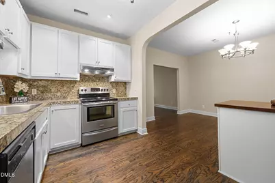 6423 New Market Way, Raleigh, NC 27615 - Photo 3