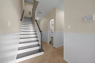 6423 New Market Way, Raleigh, NC 27615 - Photo 7