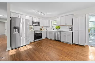 2950 Glenridge Drive, Raleigh, NC 27604 - Photo 7
