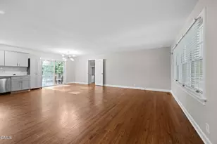 2950 Glenridge Dr, Raleigh, NC 27604 - Photo 9