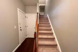 8045 Sycamore Hill Ln, Raleigh, NC 27612 - Photo 3