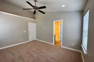 8045 Sycamore Hill Ln, Raleigh, NC 27612 - Photo 15