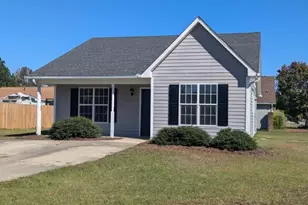 100 Reebe Cir, Selma, NC 27576 - Photo 3
