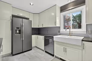 507 Holtz Ln, Cary, NC 27511 - Photo 13