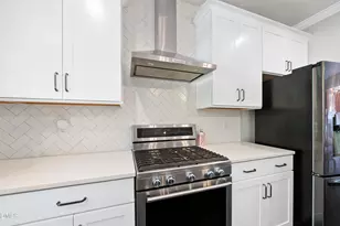 1609 Wooster St, Raleigh, NC 27607 - Photo 17