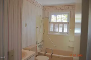 102 E Stevens St, Smithfield, NC 27577 - Photo 17