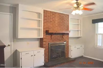 102 E Stevens Street, Smithfield, NC 27577 - Photo 9