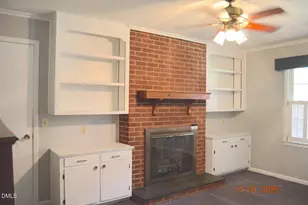 102 E Stevens St, Smithfield, NC 27577 - Photo 9