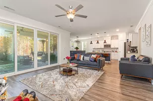 300 W Amber Oak Dr, Selma, NC 27576 - Photo 1