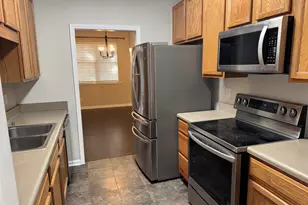 8245 Martello Ln, Raleigh, NC 27613 - Photo 3