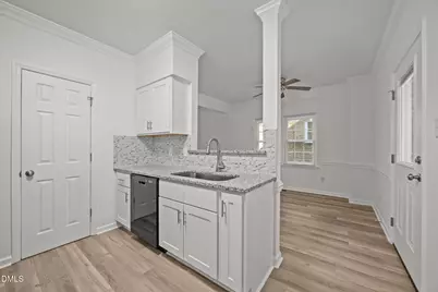 405 Thyme Place, Raleigh, NC 27609 - Photo 7