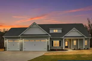 404 Creeks Edge Dr, Pikeville, NC 27863 - Photo 1