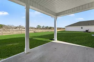 13 E Emily Gardens Dr, Selma, NC 27576 - Photo 27