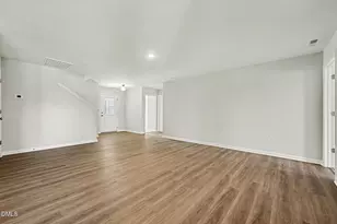 13 E Emily Gardens Dr, Selma, NC 27576 - Photo 7