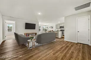 13 E Emily Gardens Dr, Selma, NC 27576 - Photo 7