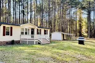3280 Lakebay Rd, Vass, NC 28394 - Photo 7